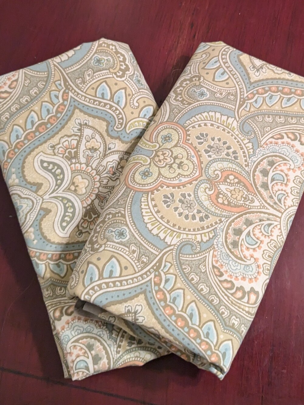 Laura Ashley Prescott Paisley Maiden Lane Two Shams Taupe Sage Blue Sz King EUC